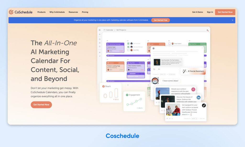 Página de inicio de CoSchedule con el encabezado "El calendario de marketing todo en uno con IA para contenido, redes sociales y más allá."